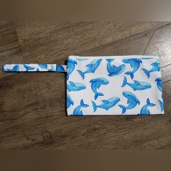2/$25 Whale makeup bag. Brand new - Picture 1 of 1